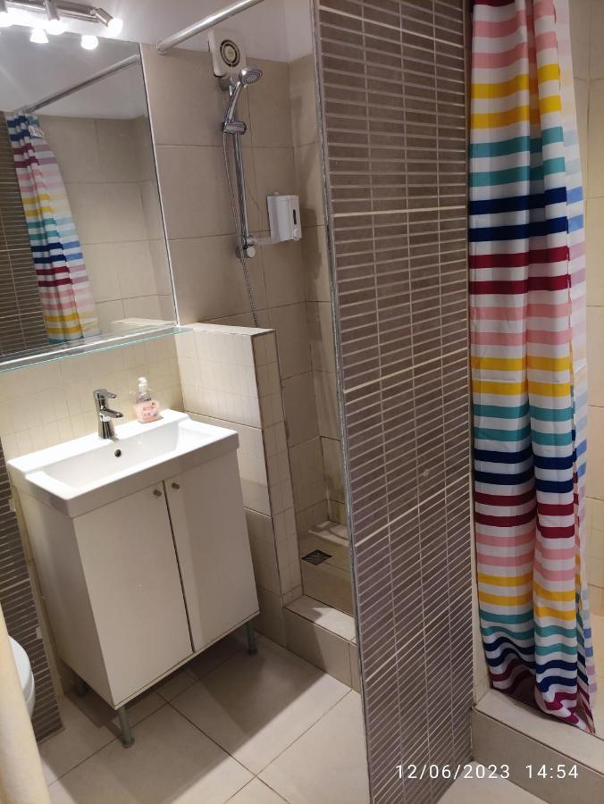 Fabian Central Apartment بوخارست المظهر الخارجي الصورة